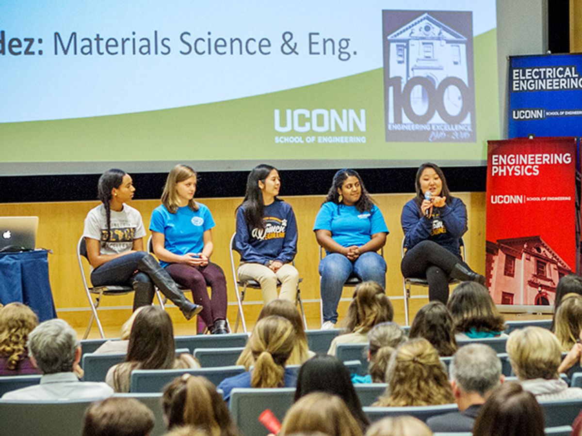 photo of University of Connecticut connects girls
