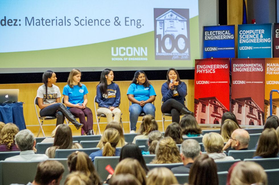 photo of University of Connecticut connects girls 