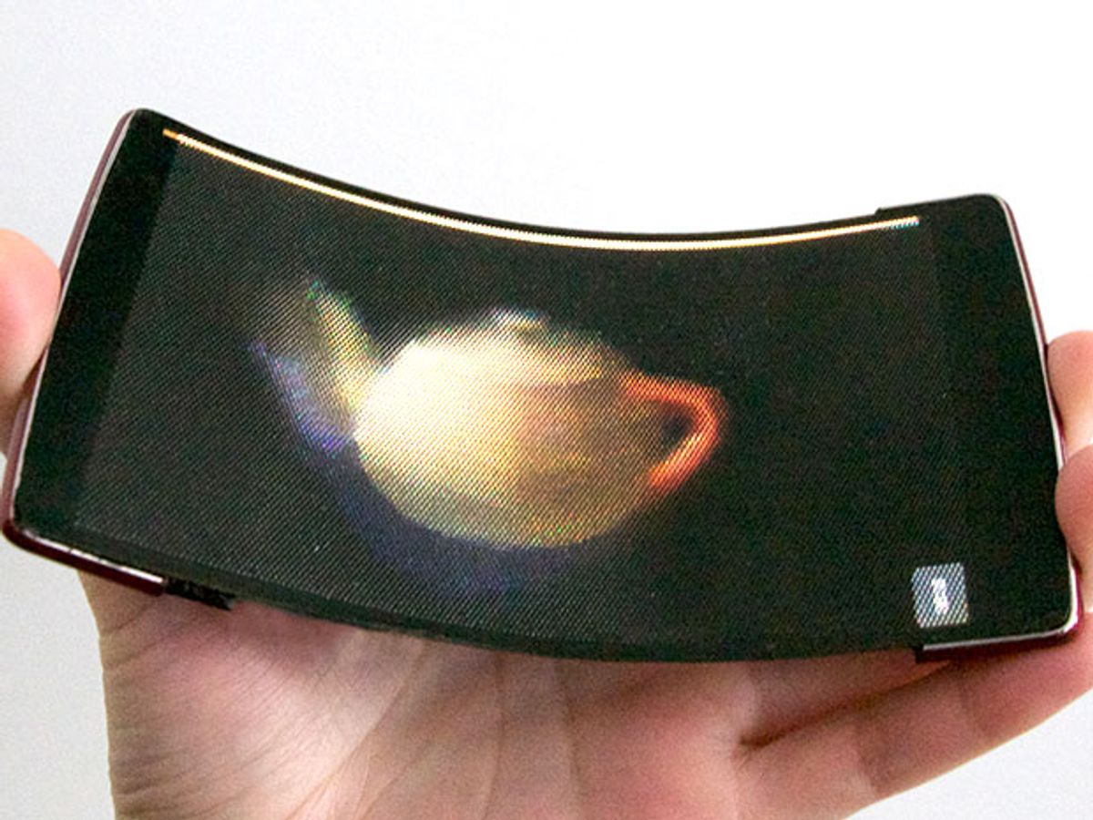 Queens Univesity's Holoflex bendable 3-D smartphone.