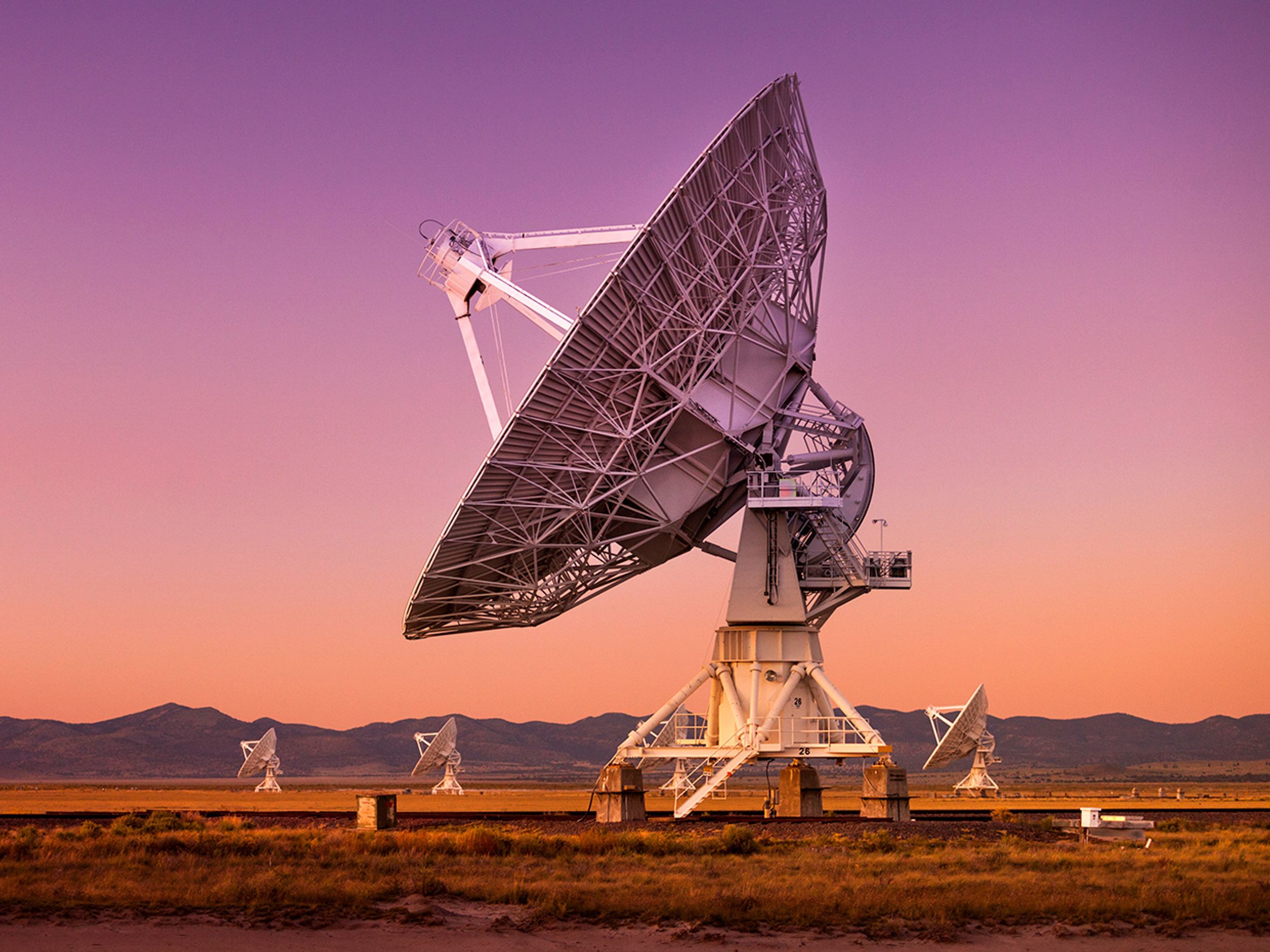 Radio antenna dishes of the Very Large Array radio telescope near Socorro, New Mexico