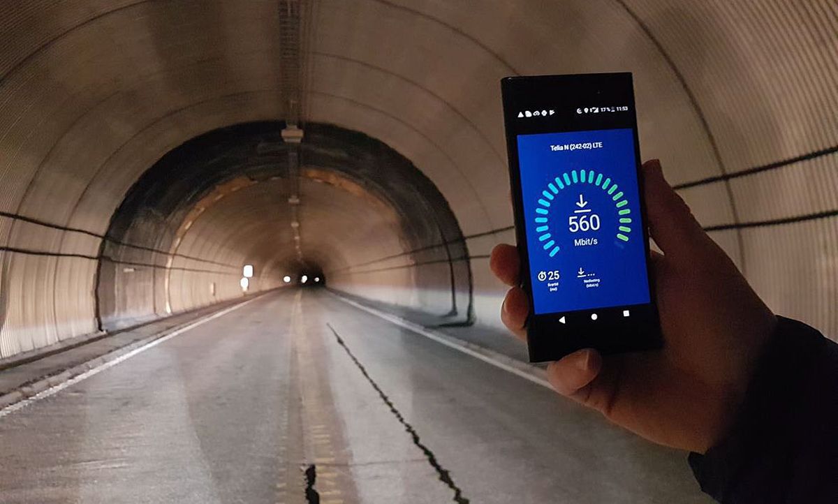 Several companies worked together to demonstrate download speeds of 560 megabits per second in a 20-kilometer tunnel as part of Norway's Follo Line project.