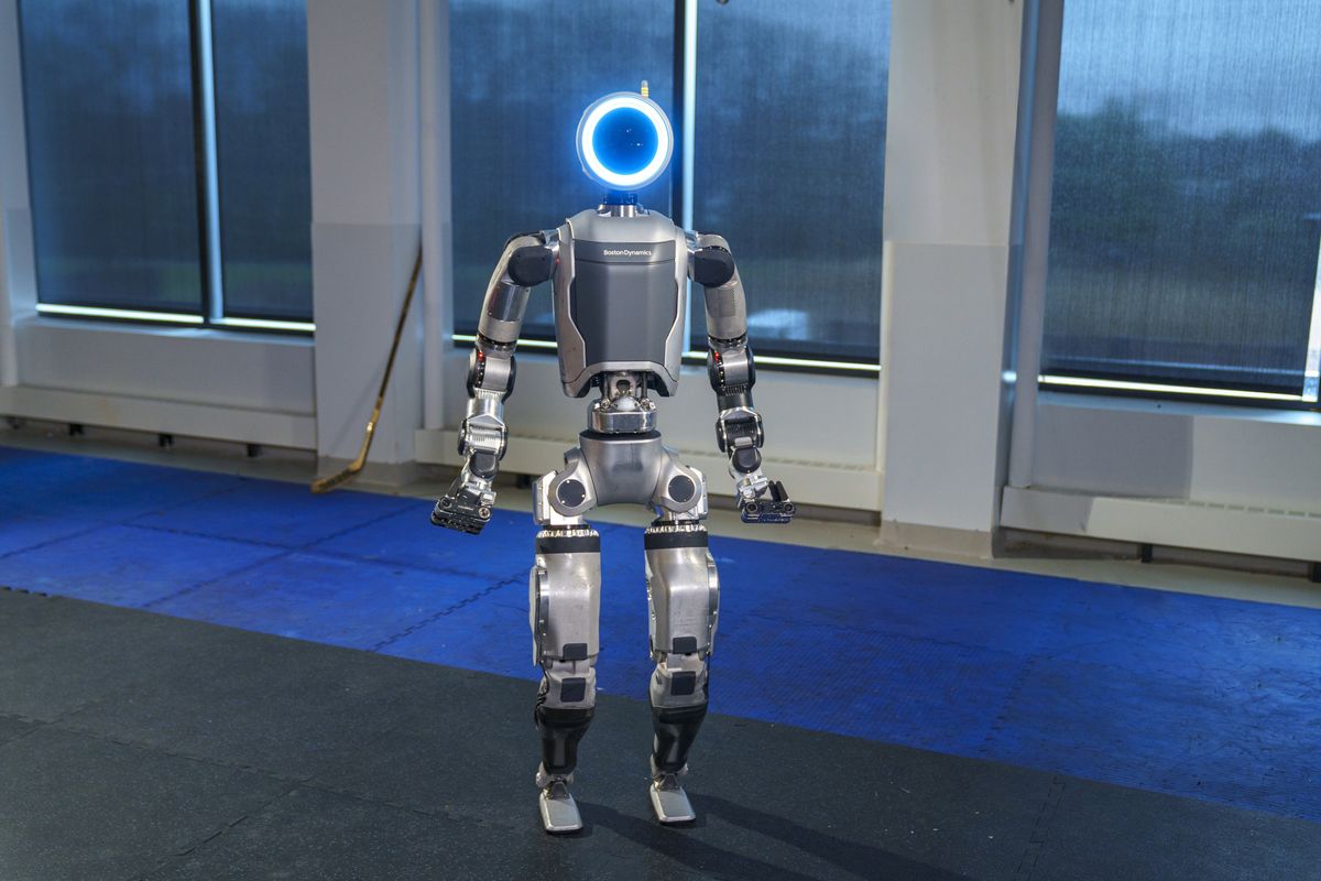 standing humanoid robot 