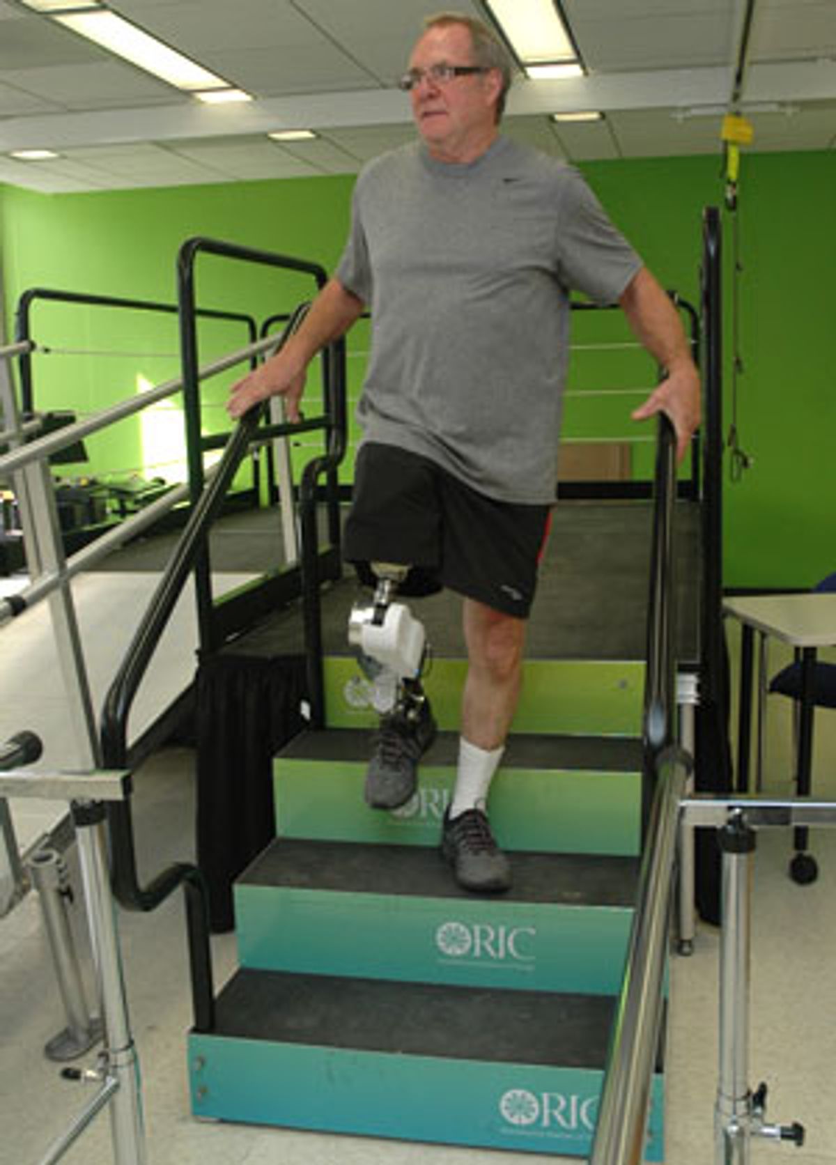 Powered Prosthetic Legs Work Better by Tracking EMG