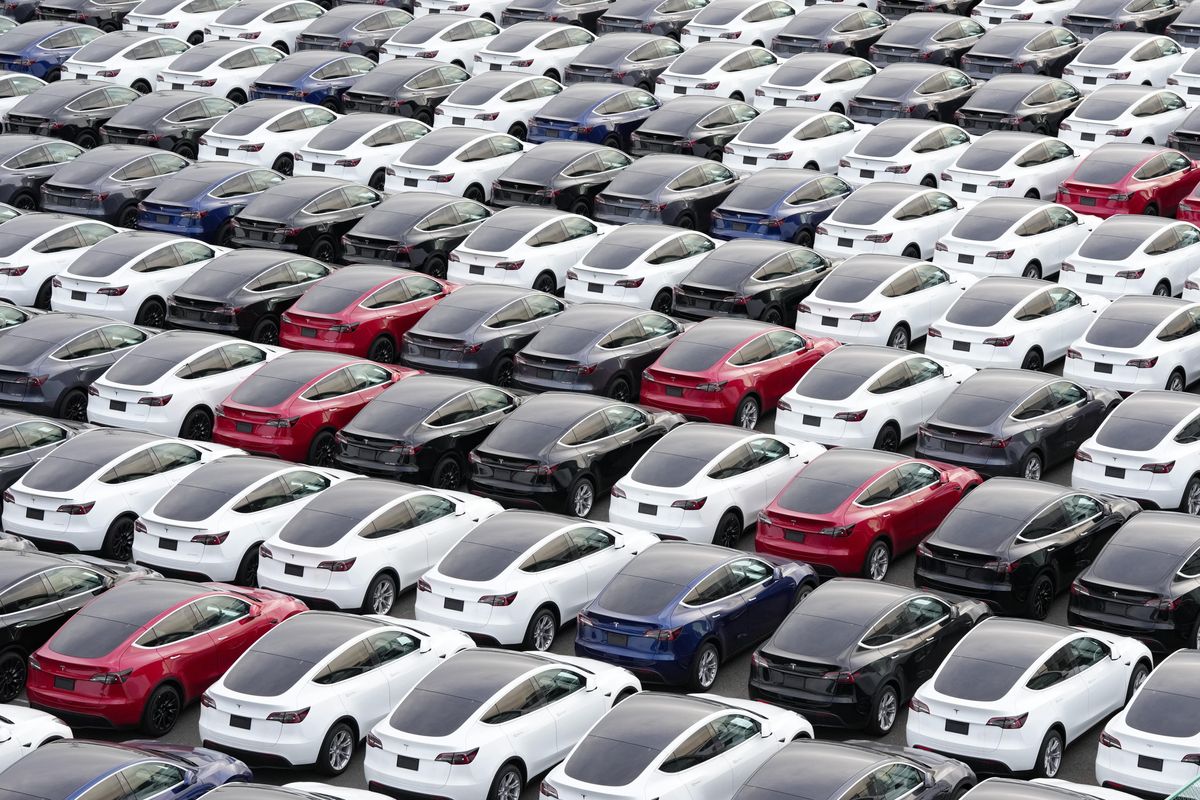 tesla-inc-vehicles-in-a-parking-lot-afte