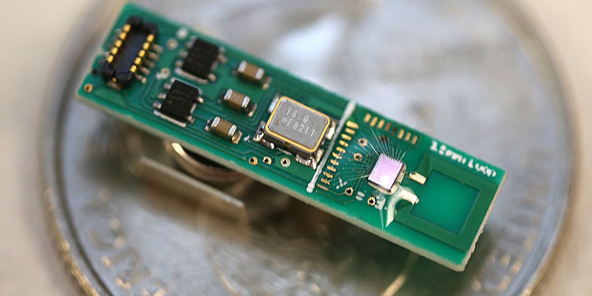 Teeny-Tiny Bluetooth Transmitter Runs on Less Than 1 Milliwatt