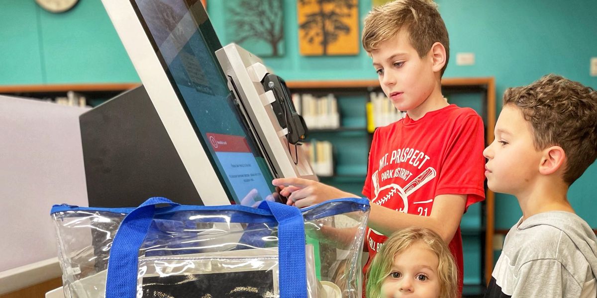 IEEE STEM Activity Kits Are In Demand at 150 U.S. Community Libraries