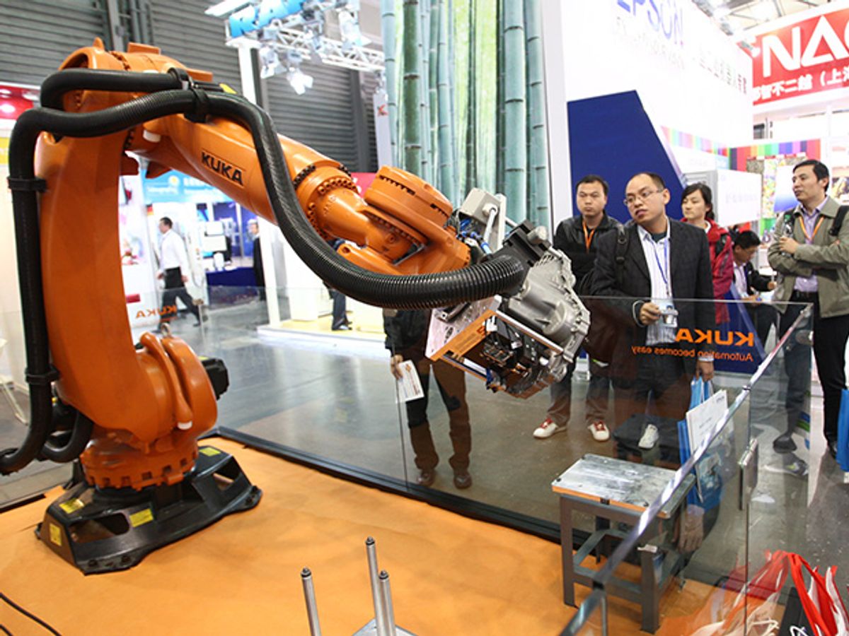 Chinese ‘Unmanned Factory’ Replaces 600 Humans With 60 Robots
