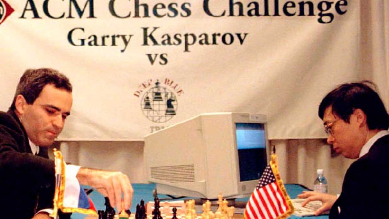 Deep Blue vs Kasparov: How a computer beat best chess player in the world -  BBC News 
